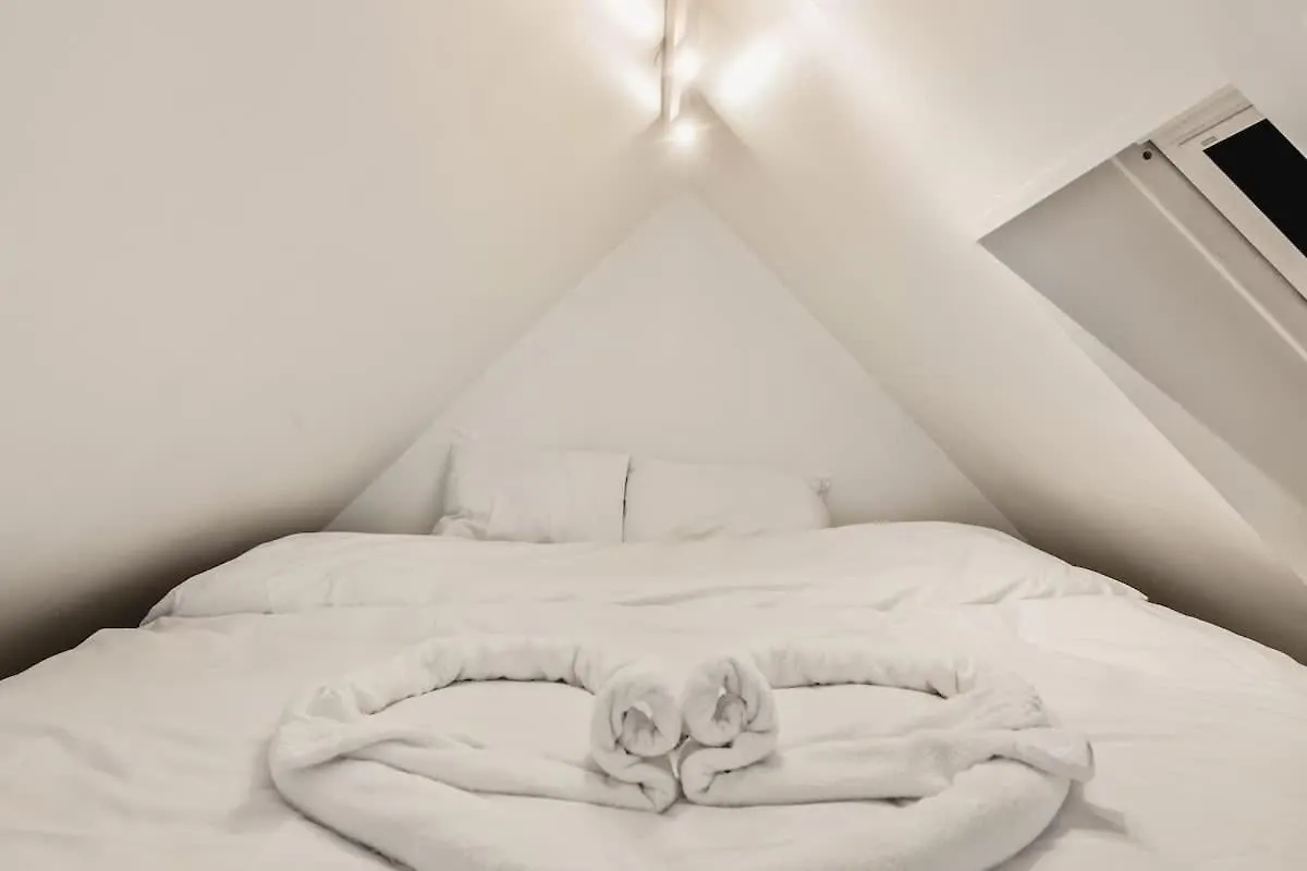 Dinbnb Appartments L Traditional Bergenshouse I Charming I Familiy Apartment Bergen